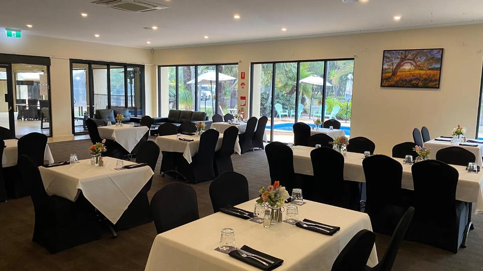****  The Palms Motel Chinchilla Australia