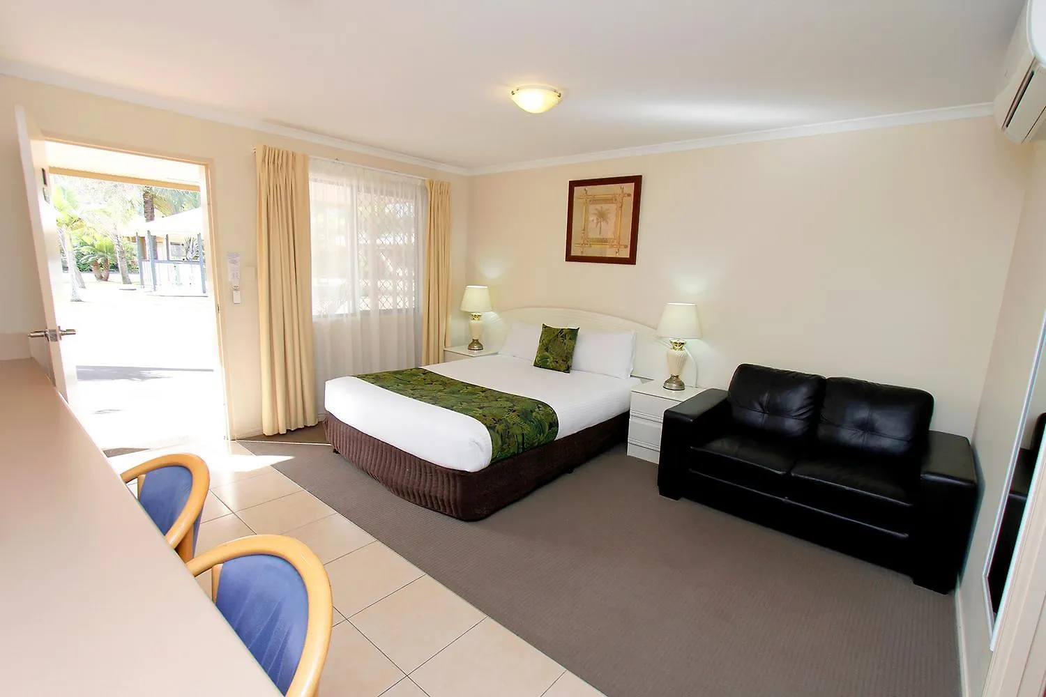 The Palms Motel  Chinchilla